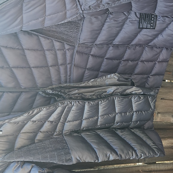 Bernardo Jacket Womens XXL Packable Puffer Quilted Hood Coat Grey Silver - Picture 7 of 15